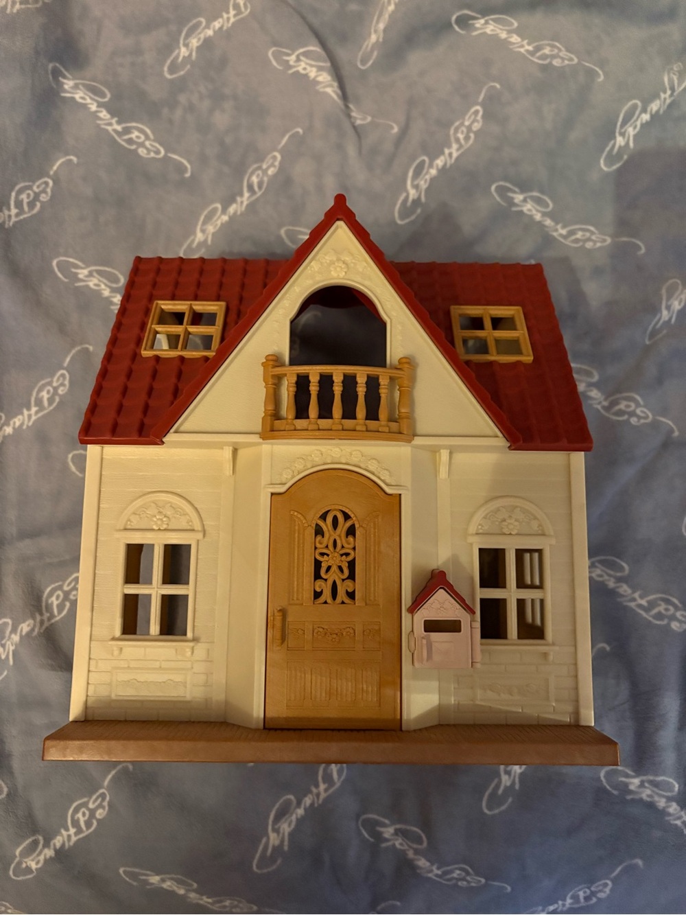 Calico Critters Red Roof
Cozy Cottage